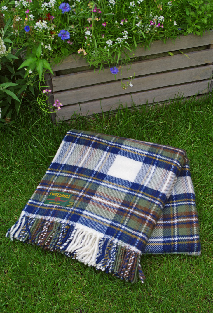 Wee Blue Coo Geburtstagskarte 'Tartan Schottland Schafe' – 12,5x17,5 Cm, Aus 280 G/m² Karton, Nachhaltig